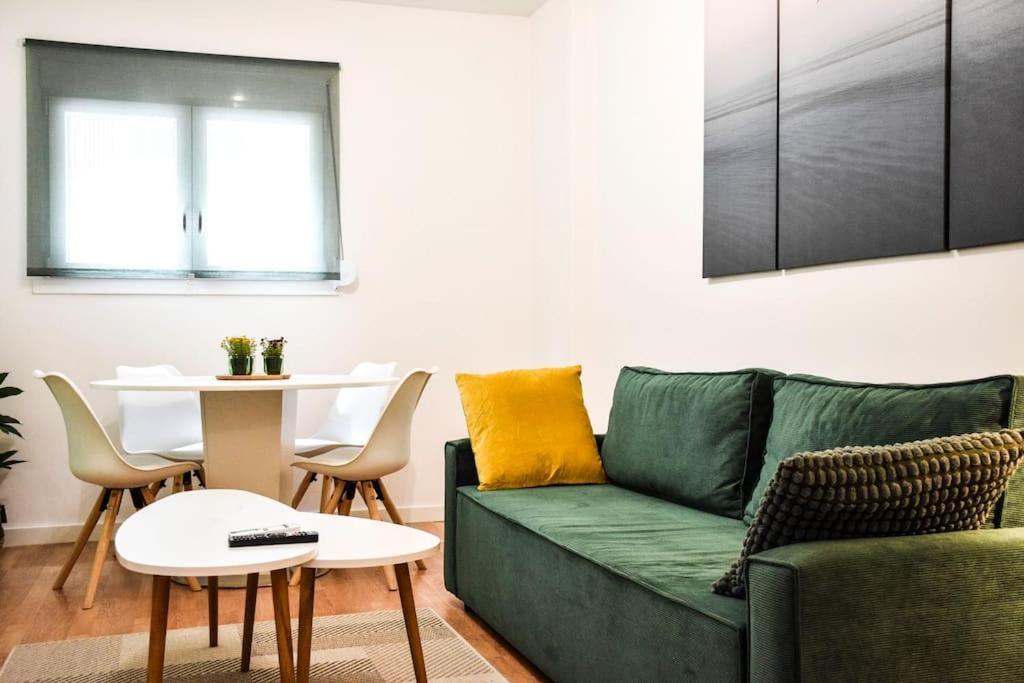 Newly Renovated-City Center Apartment Athen Eksteriør billede